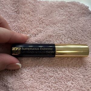 Estee Lauder Sumptuous Extreme Lash Multiplying Volume Mascara - Black NIB
